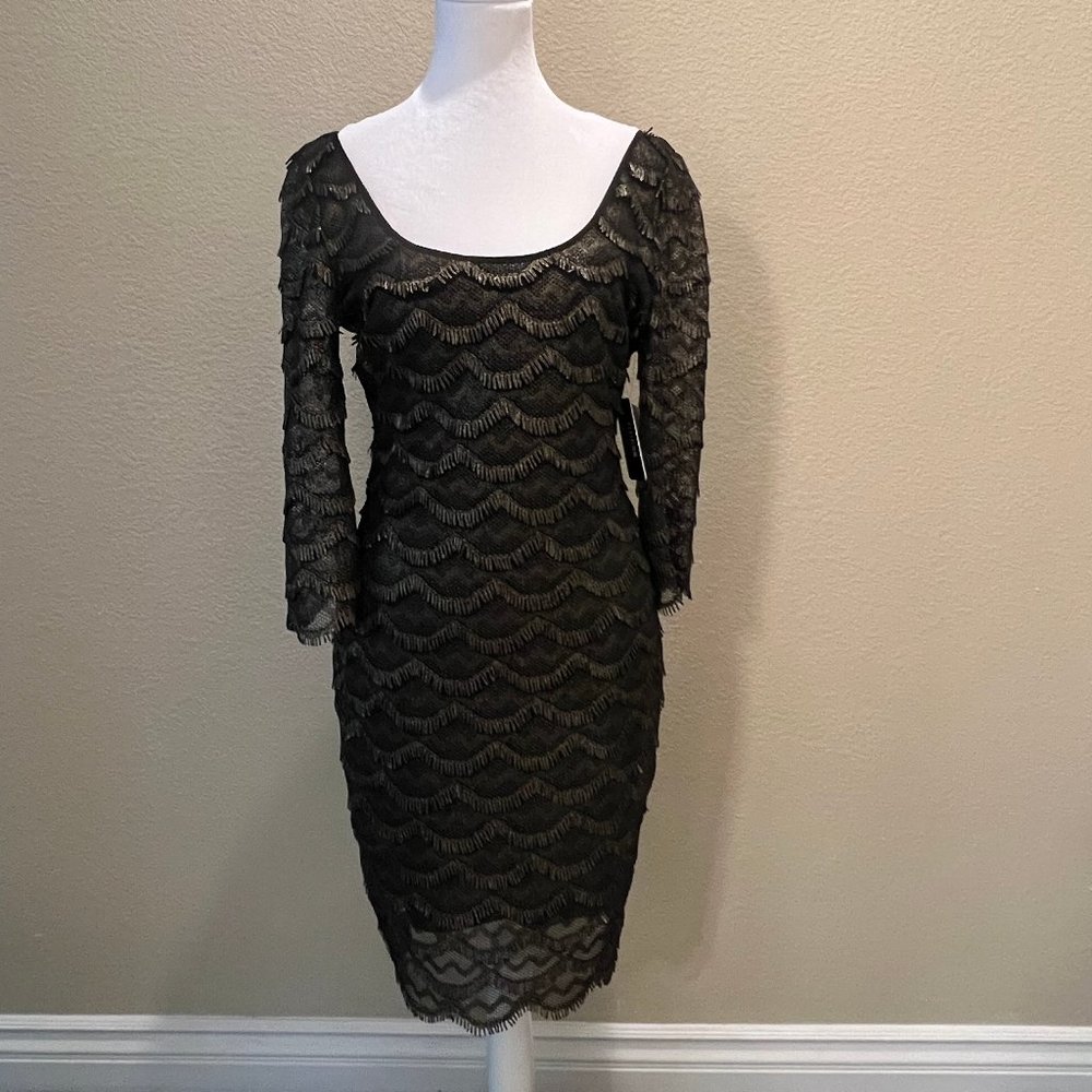 A BRAND NEW GUESS Dress Black Gold Scallop Trim Lace Bodycon Dress
